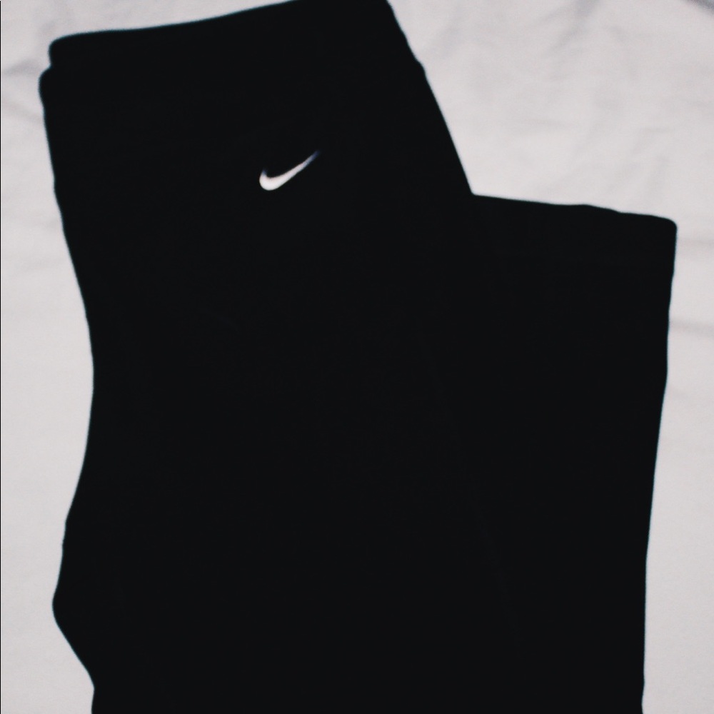 Nike Cropped Leggings