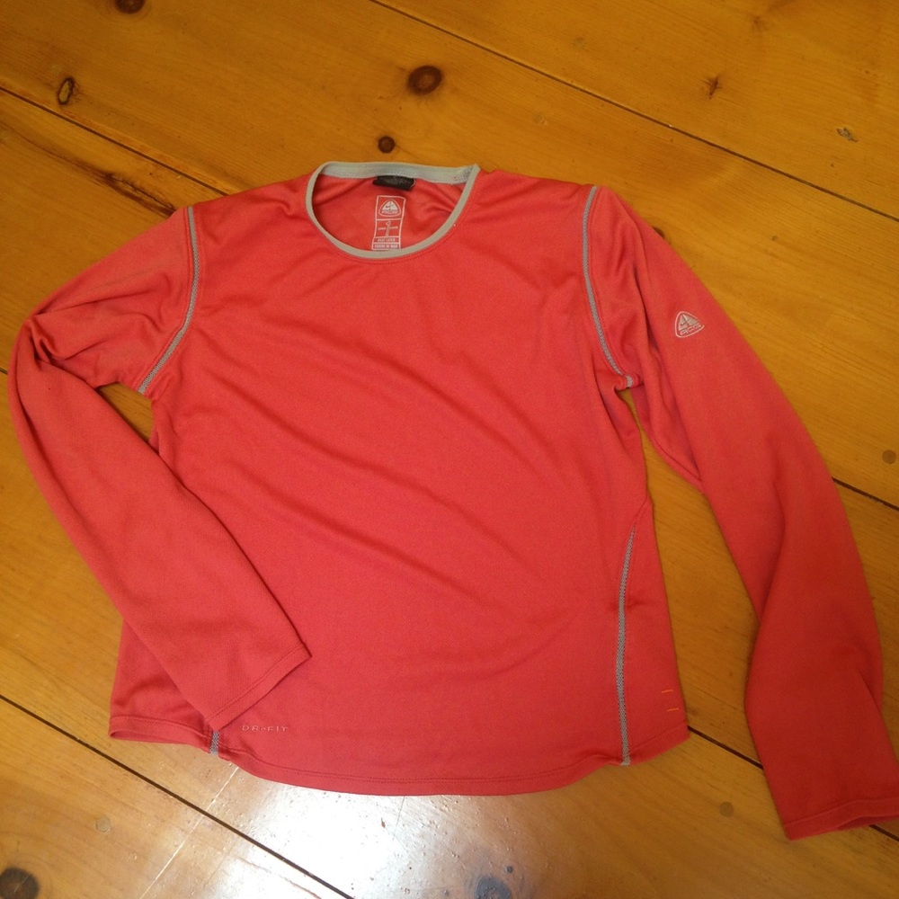 Nike ACG Base Pink Base Layer size S