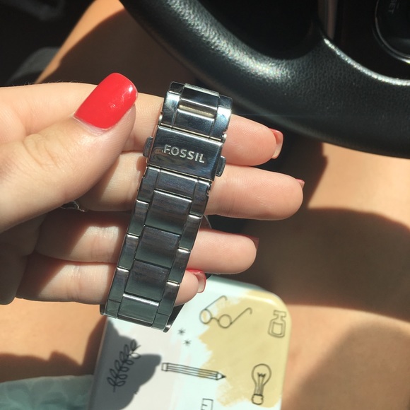 Fossil watch main image 4