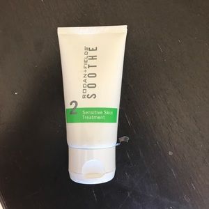 Rodan and fields sensitive skin treatment