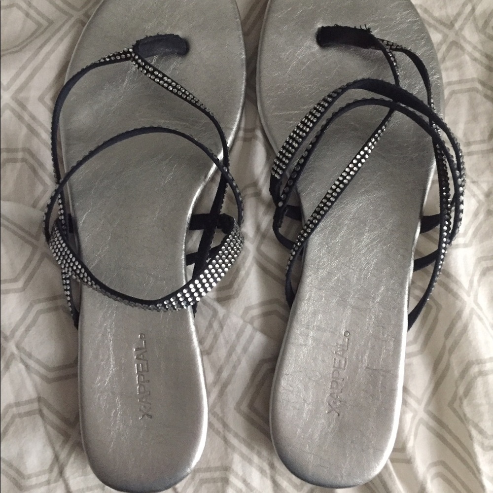 💎💎💎Strappy bling sandals 💎💎💎