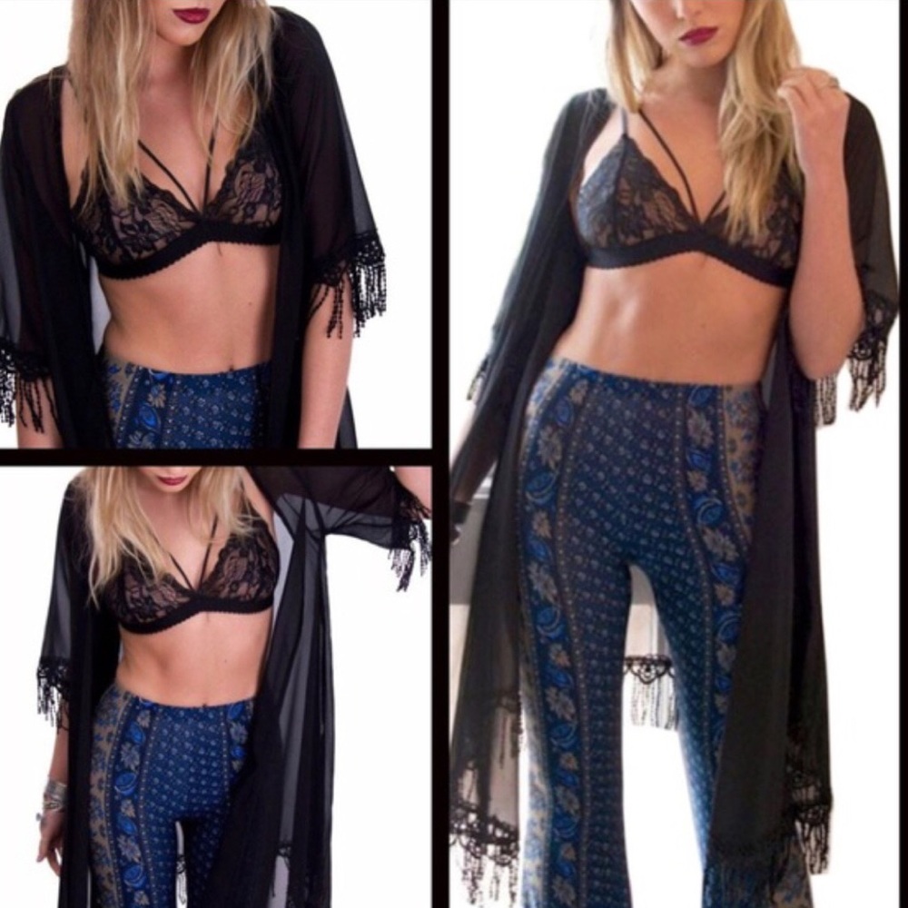 🆑 Reposh ·  Lace Strapy Bralette