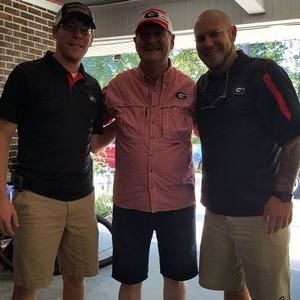 Meet your Posher, Dustin