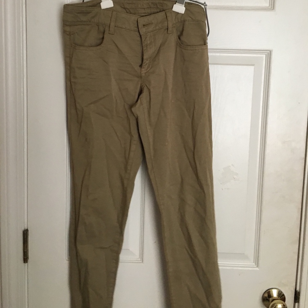 American eagle khaki jeans