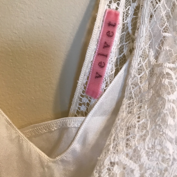 Bohemian Black and White Lace Dress - Picture 3 of 4