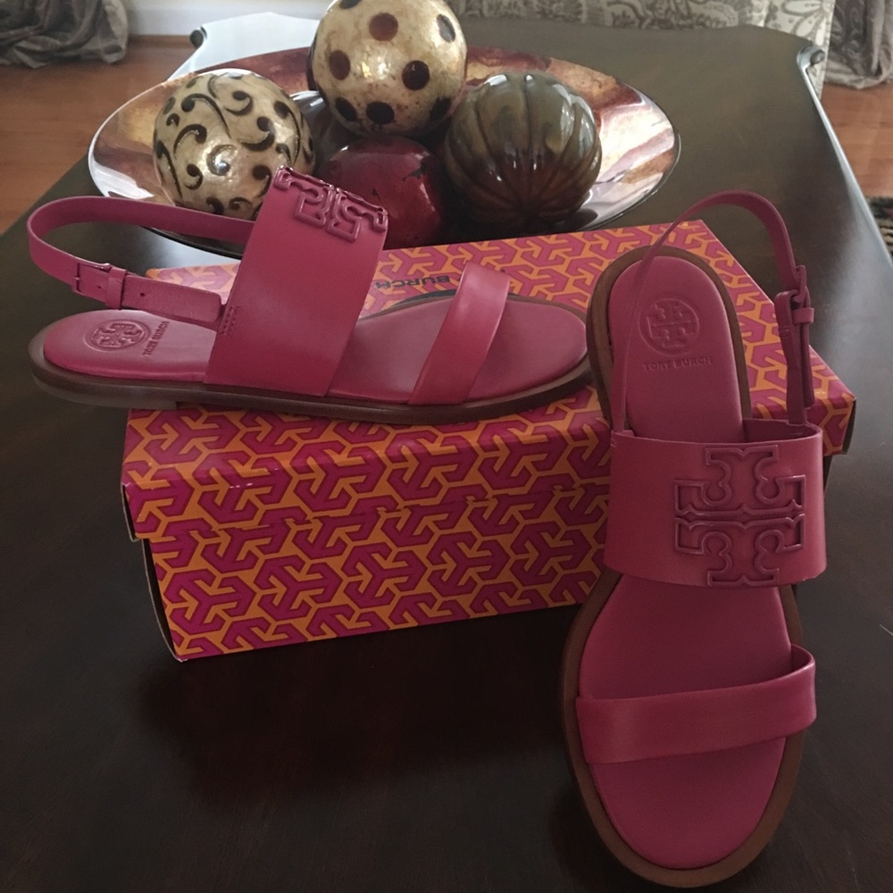 NWT Tory Burch sandals - final price