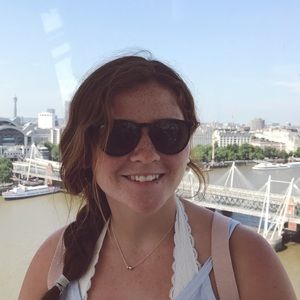 Meet your Posher, Maeve