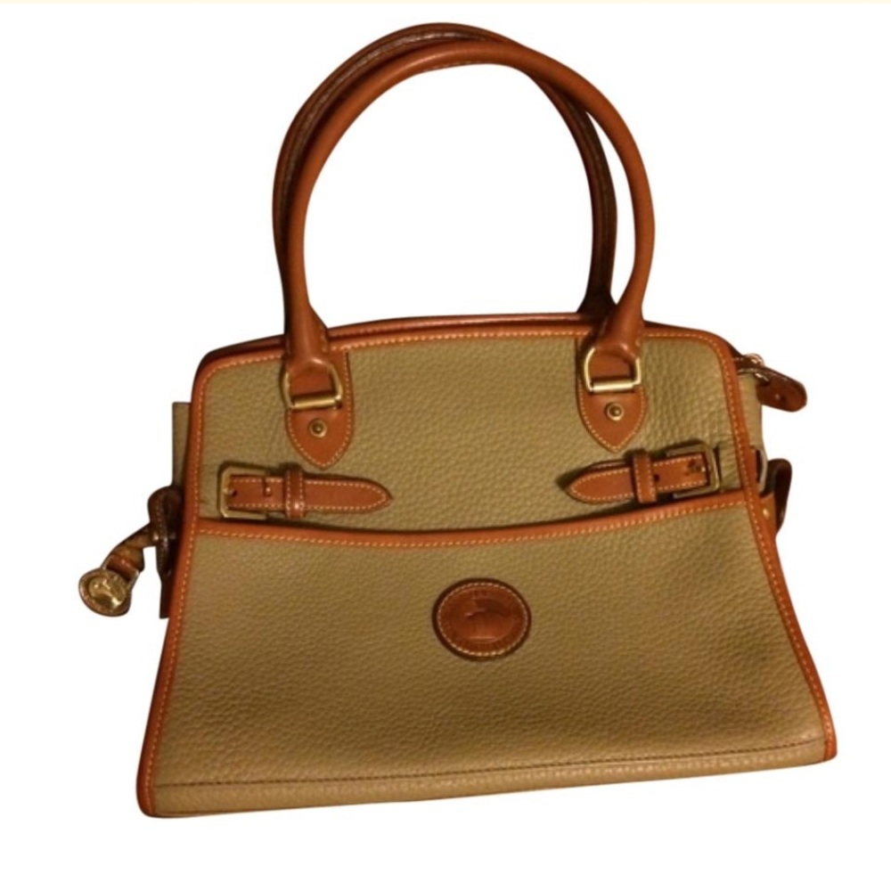 Dooney & Bourke  Tote 👜