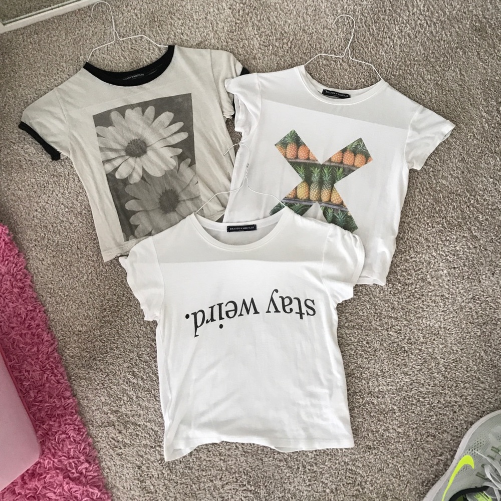 NWOT Brandy Melville Crop Tops