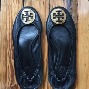 Size 8 Tory Burch reva flats