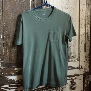Gap Pocket Tshirt