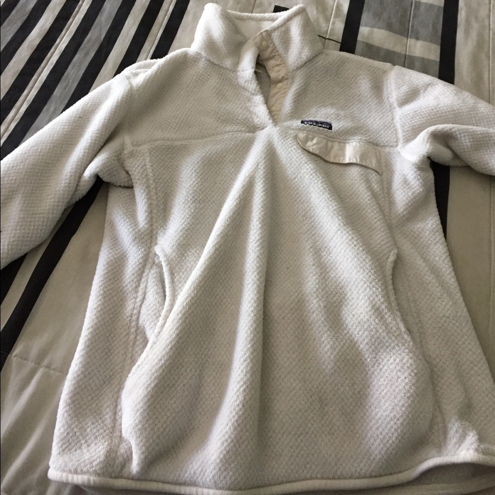 Patagonia white jacket