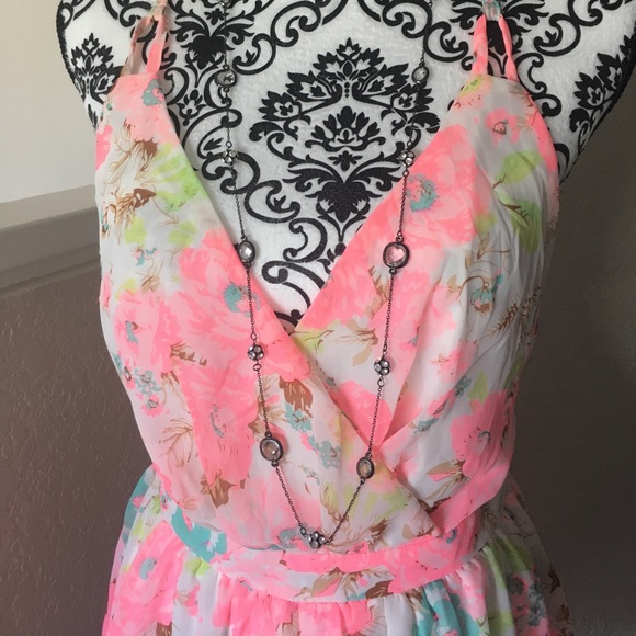 Brand New Without Tag Romper - Picture 4 of 4