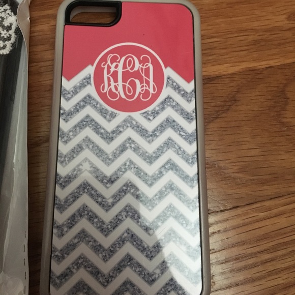 Set of iPhone 5 cases - Picture 2 of 4
