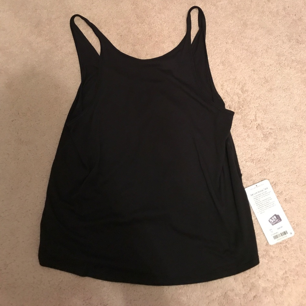 NWT scoop tank from Lululemon