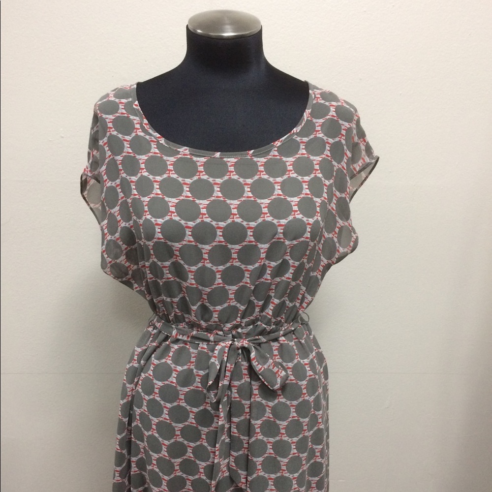 Tulle grey printed dress with belt