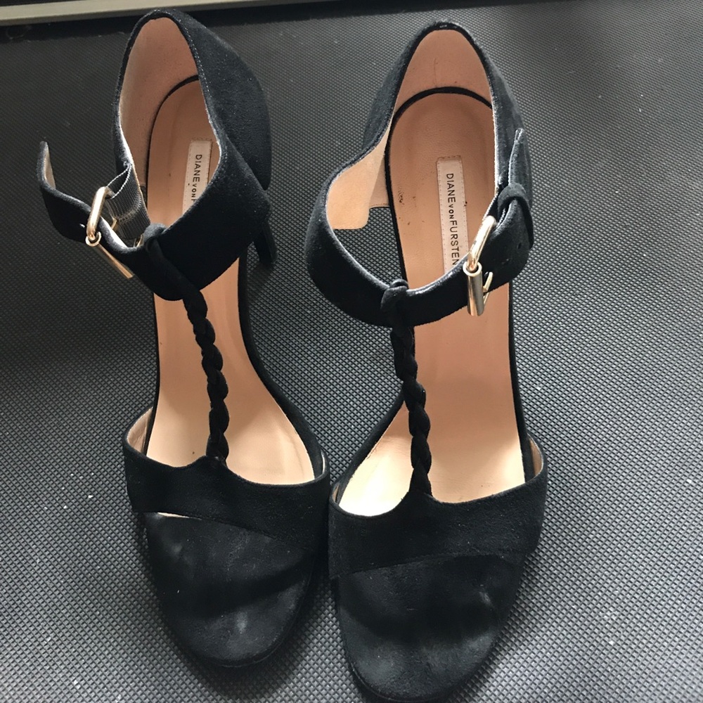 Dianne Von Furstenberg (DVF) heels classy & sexy
