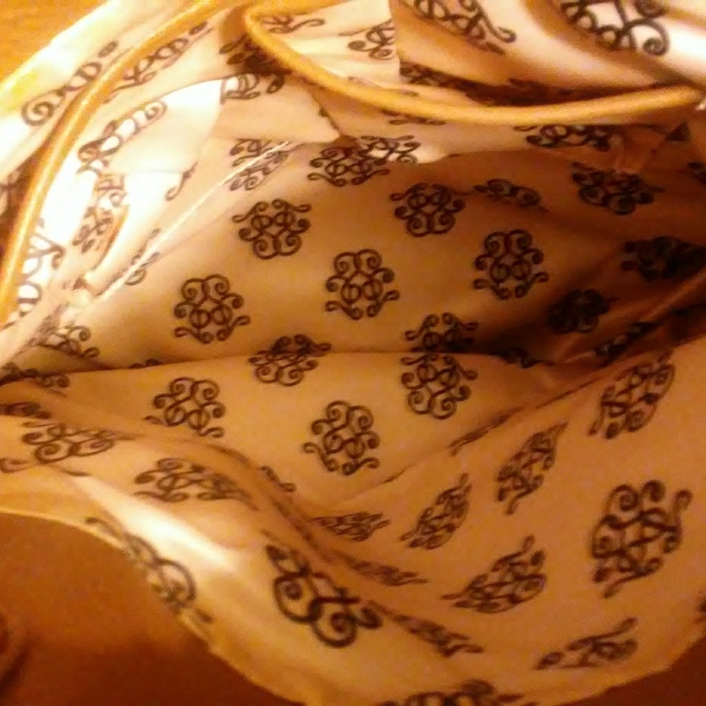 Jessica Simpson Handbag - Picture 3 of 7