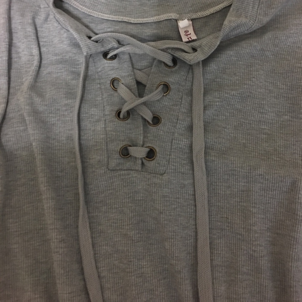 grey string sweater - Picture 2 of 4