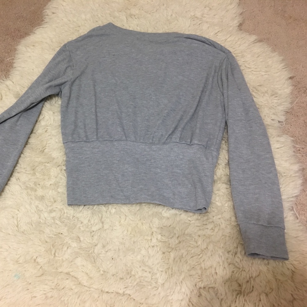 grey string sweater - Picture 4 of 4