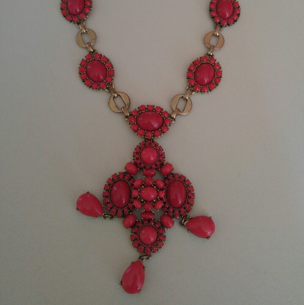 Stella & Dot Sardinia Necklace