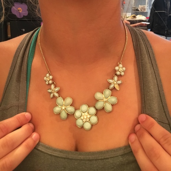 Necklace - Picture 3 of 3