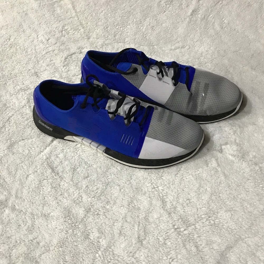 Mens Under Armor size 13 (SOLD)