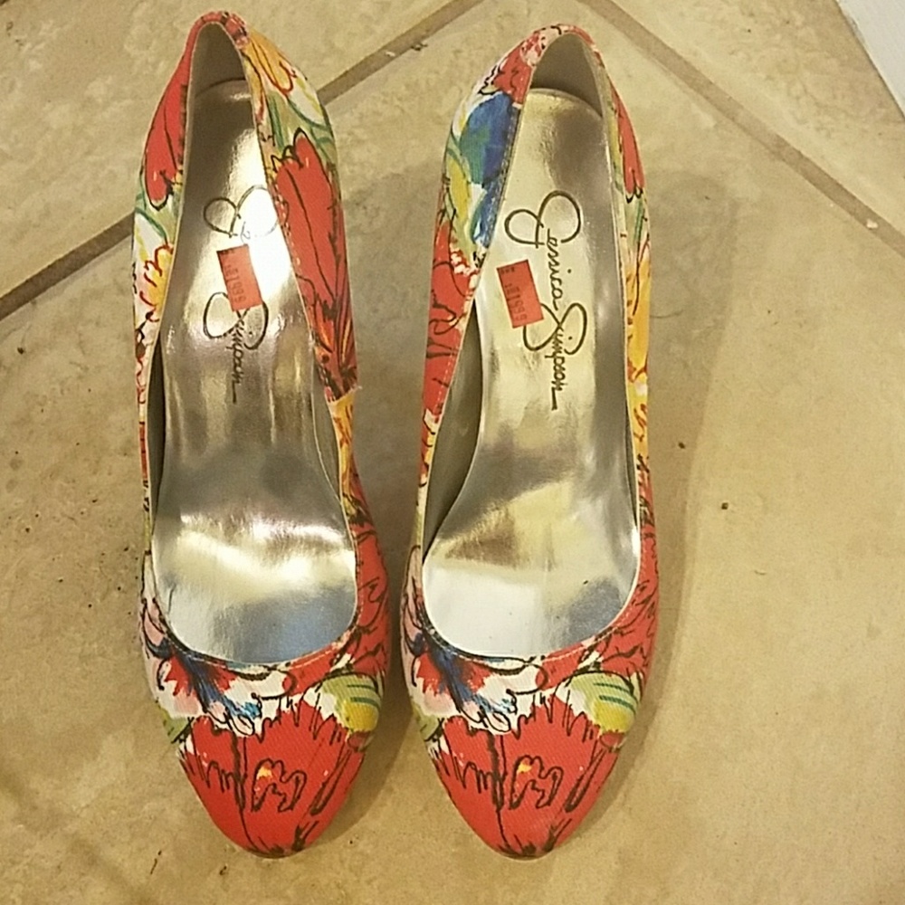 Jessica Simpson fancy high heels size 6
