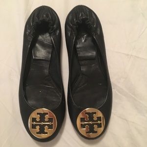 Authentic Tory Burch flats with gold medallion