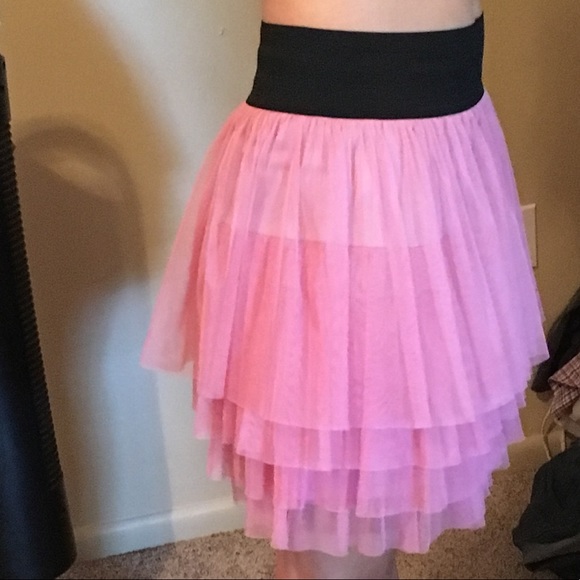 PINK TULLE LAYERED SKIRT ** Fun Outift!! - Picture 1 of 3