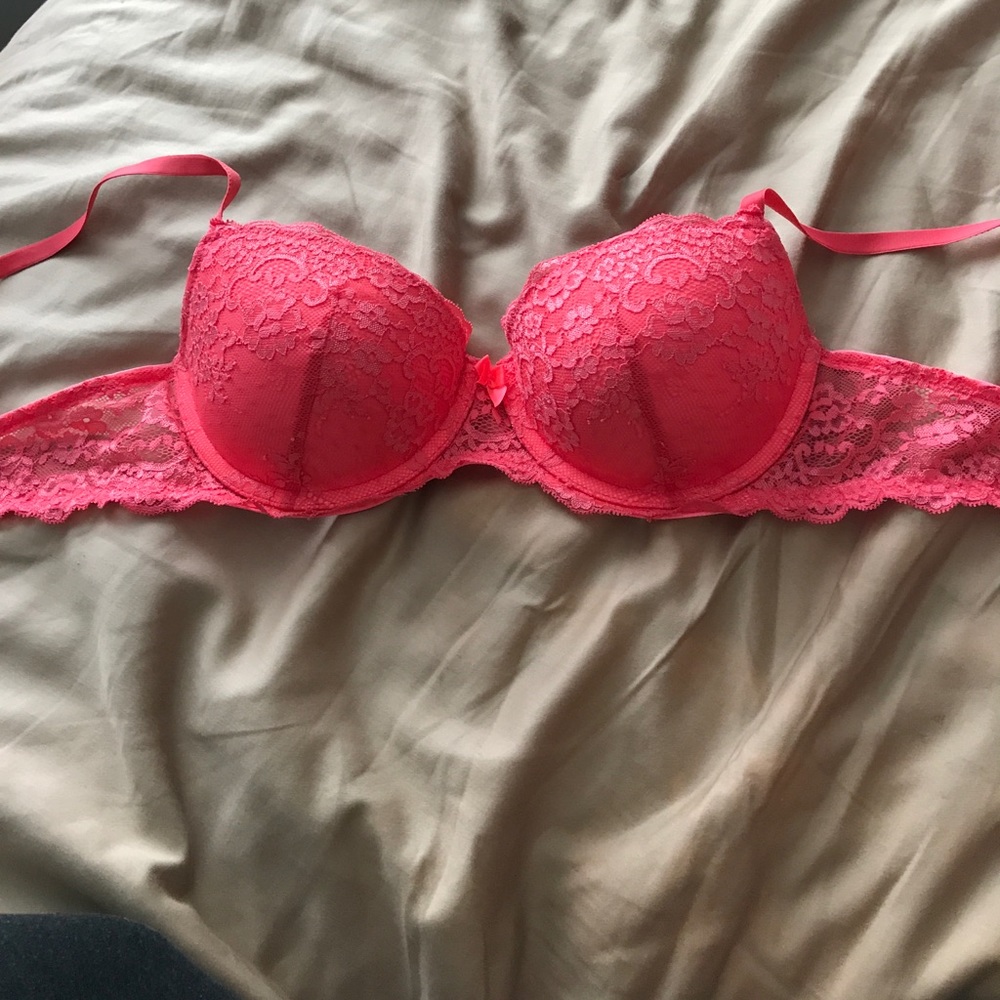 Pink push up bra