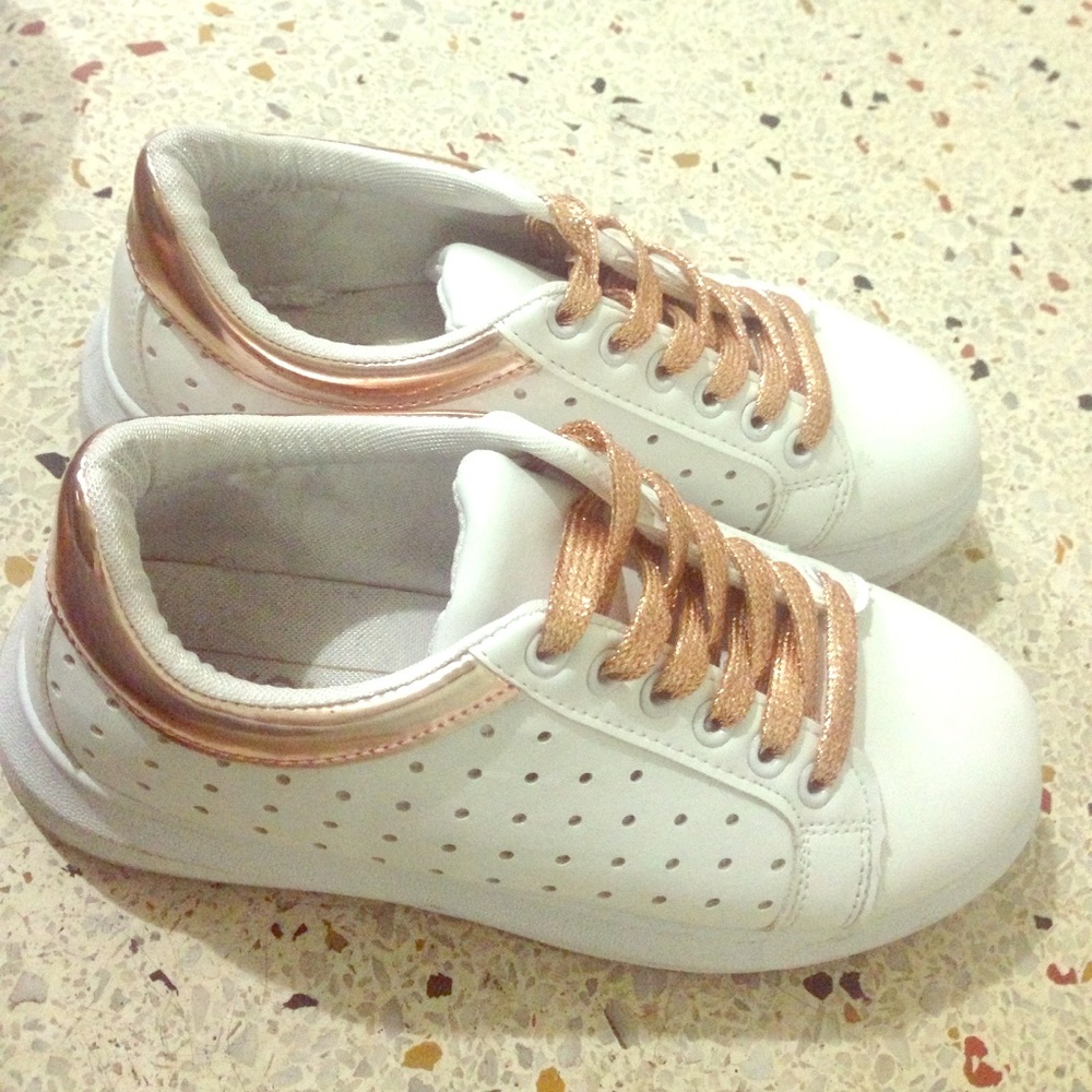 Yoki shoes