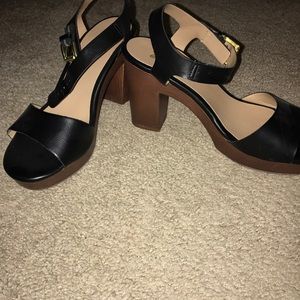 Black Wedge