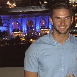 Meet your Posher, Derek