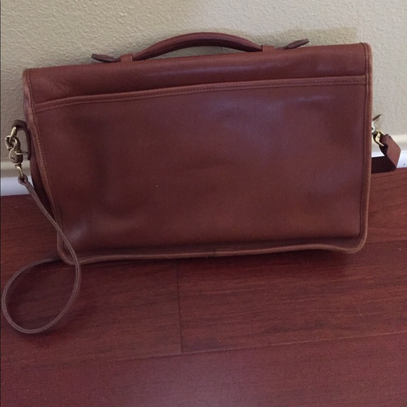 Vintage Coach leather brief in brown - Picture 3 of 3