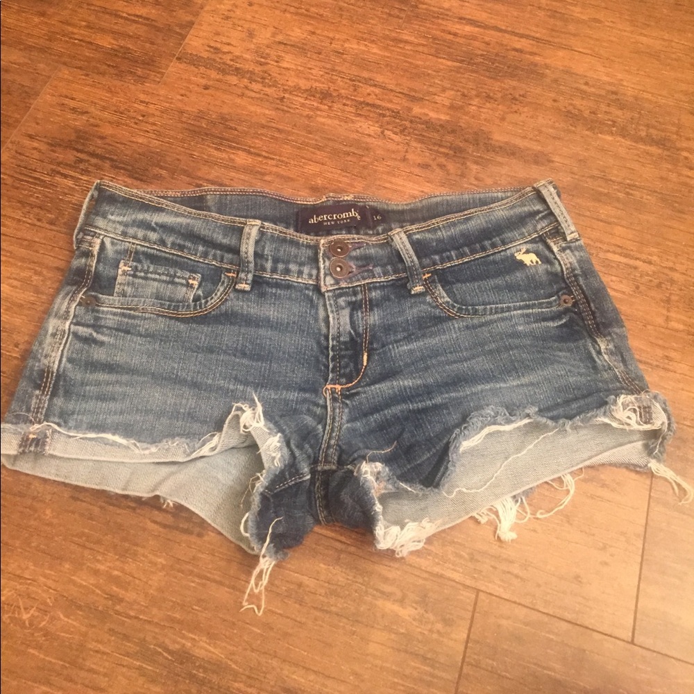 Abercrombie d bum cut off shorts 16