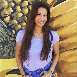 Meet your Posher, Olivia