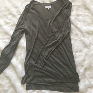 Loft Lou and Grey lounge top very good condition