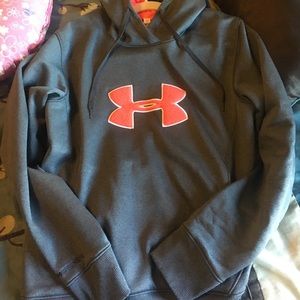 Underarmour hoodie