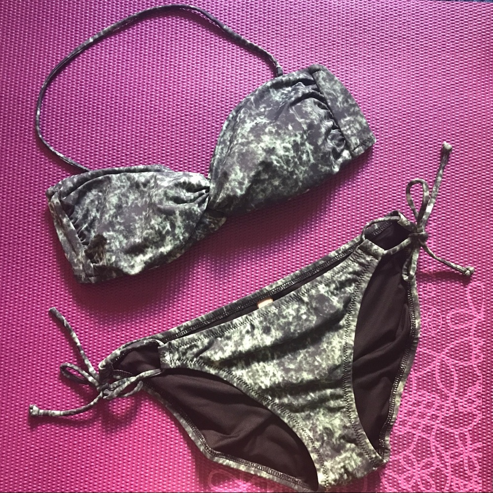 Green Victoria's Secret Bikini 👙
