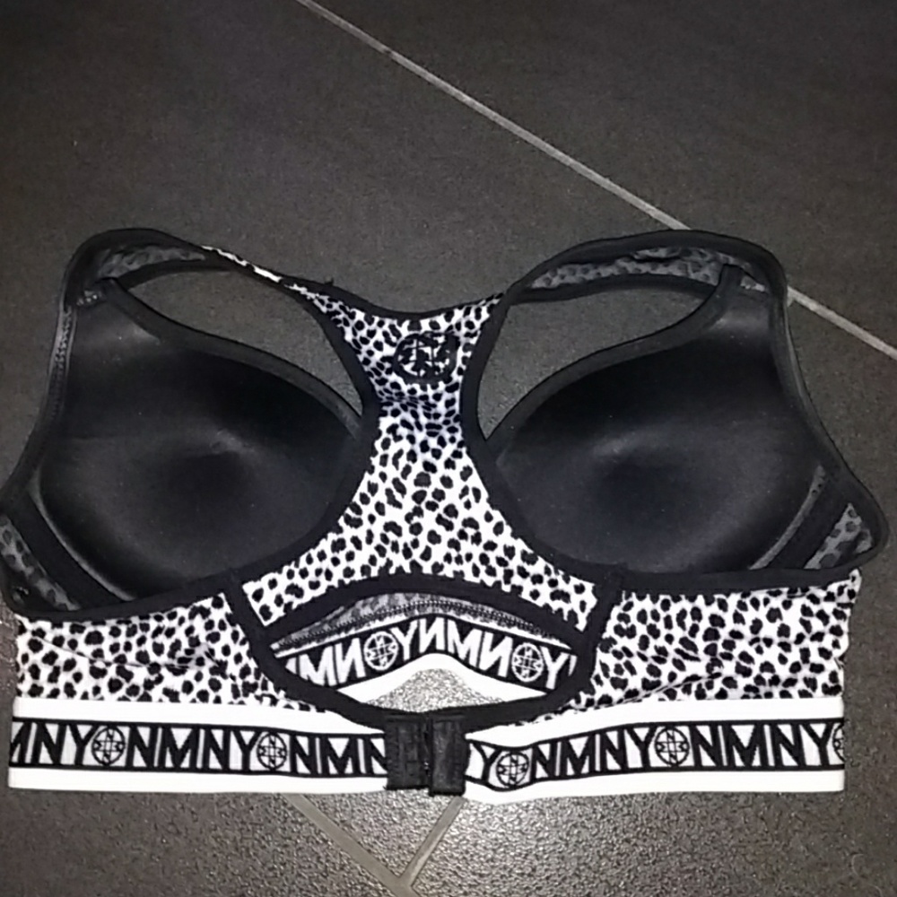 💖SOLD💖-Leopard print bralette (bundle 3/$18) - Picture 2 of 3
