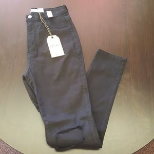 New black high waisted jeans
