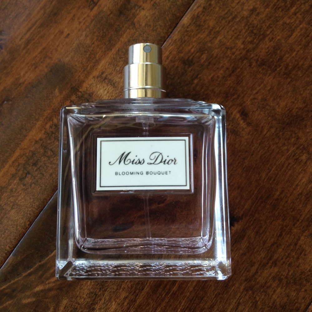 Miss Dior Blooming bouquet