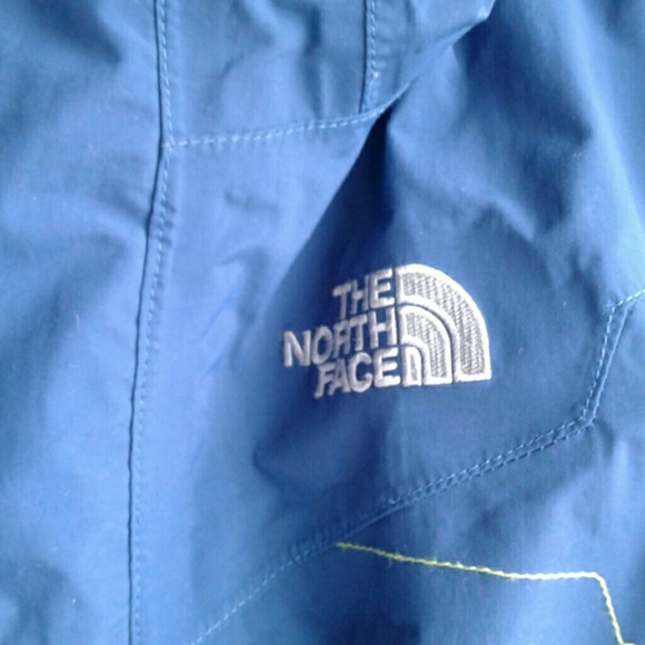THE NORTH FACE BOYS "HYVENT" JACKET - Picture 2 of 5