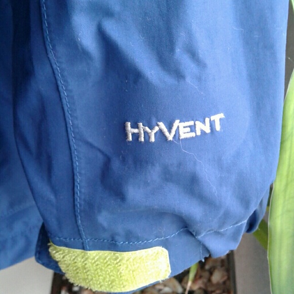 THE NORTH FACE BOYS "HYVENT" JACKET - Picture 3 of 5