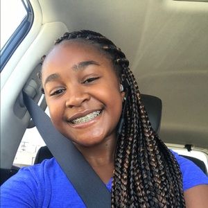 Meet your Posher, Shelbi