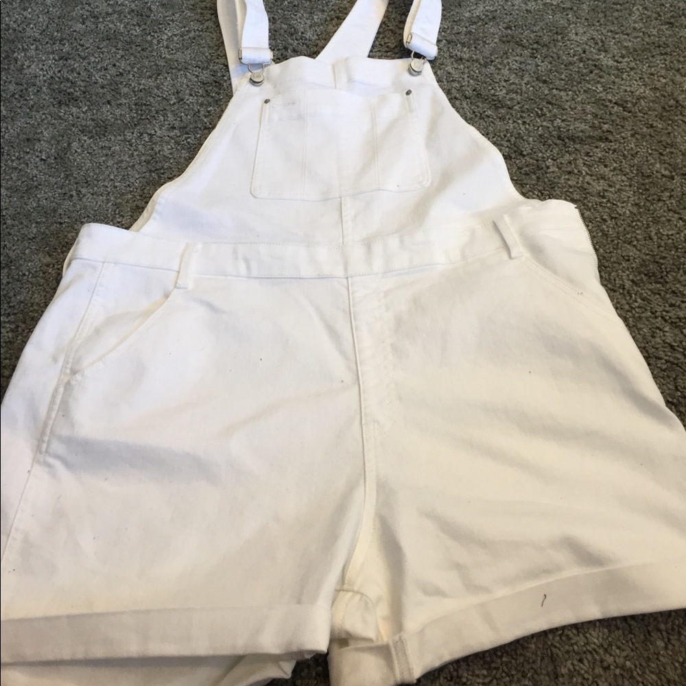 White overalls-never worn