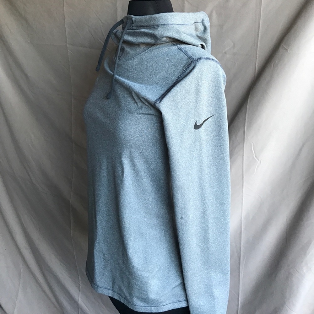 Nike Pro Hyperwarm funnel neck hoodie
