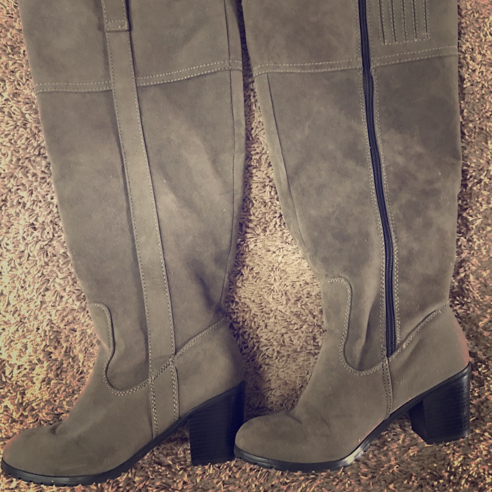 Lane Bryant Knee Boots- Size 8