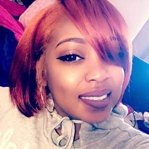 Meet your Posher, Janissa